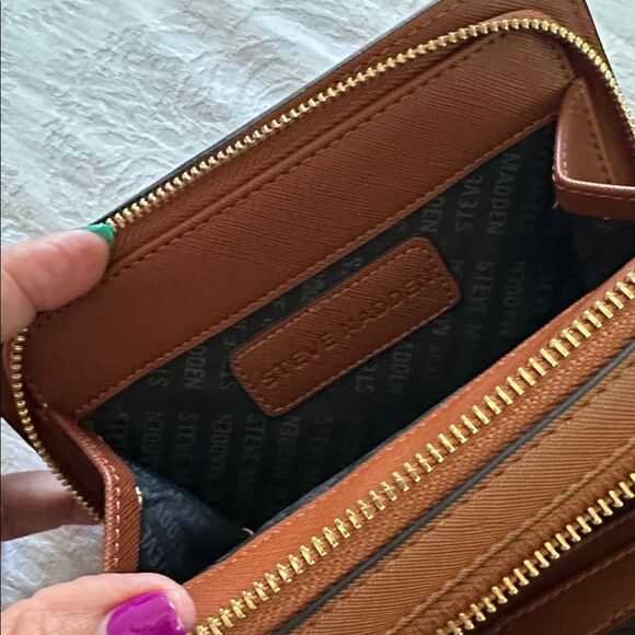 Steve Madden Brown Bkarlee Crossbody Bag Wallet - Picture 5 of 13